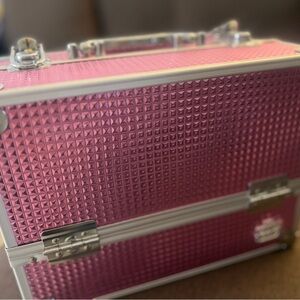 Pink Textured Makeup Case